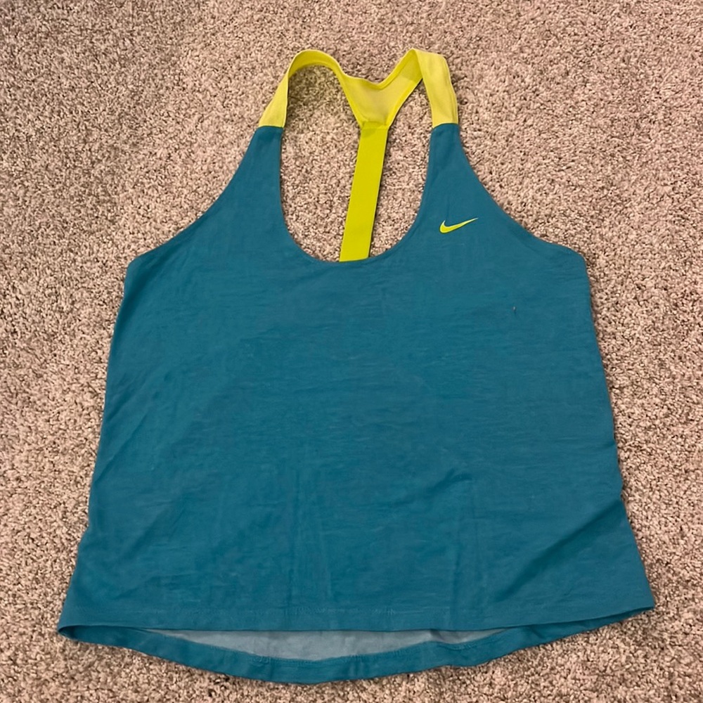 Women’s Nike dri-fit tank top